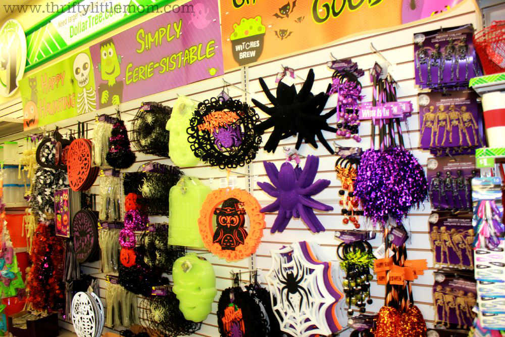 Halloween Themed Dollar Store Tablescape » Thrifty Little Mom