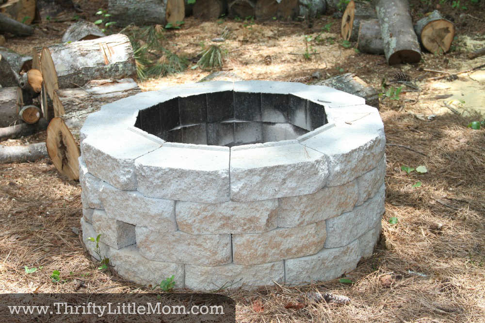 Easy Diy Inexpensive Firepit For Backyard Fun Thrifty Little Mom