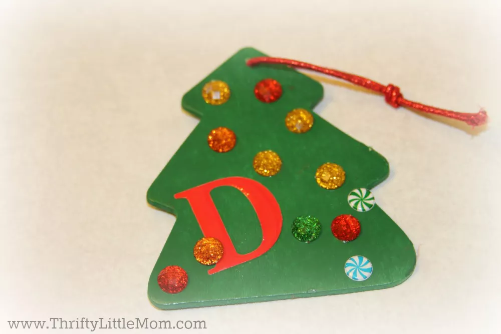 Make Your Own Annual Christmas Ornament