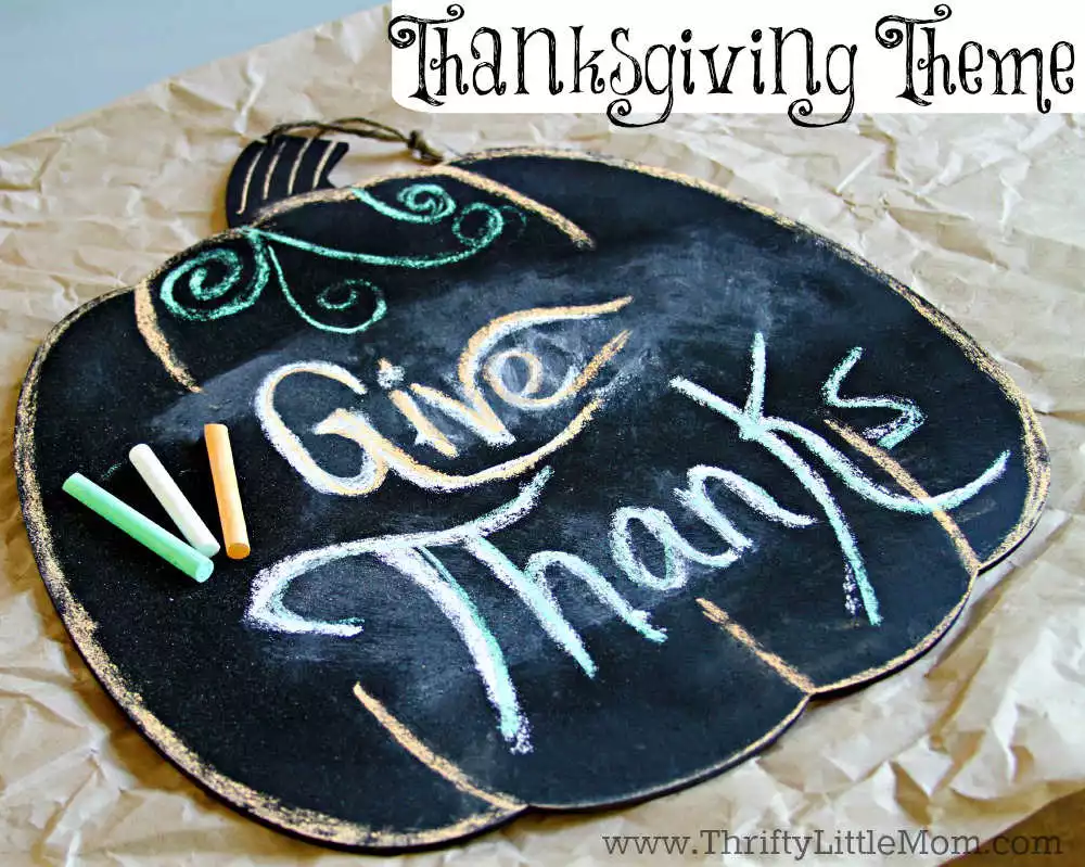 DIY Thanksgiving Chalkboard Pumpkin
