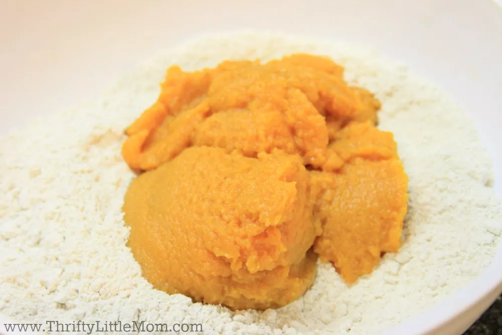 Super Easy Pumpkin Spice Muffin Pumpkin Puree