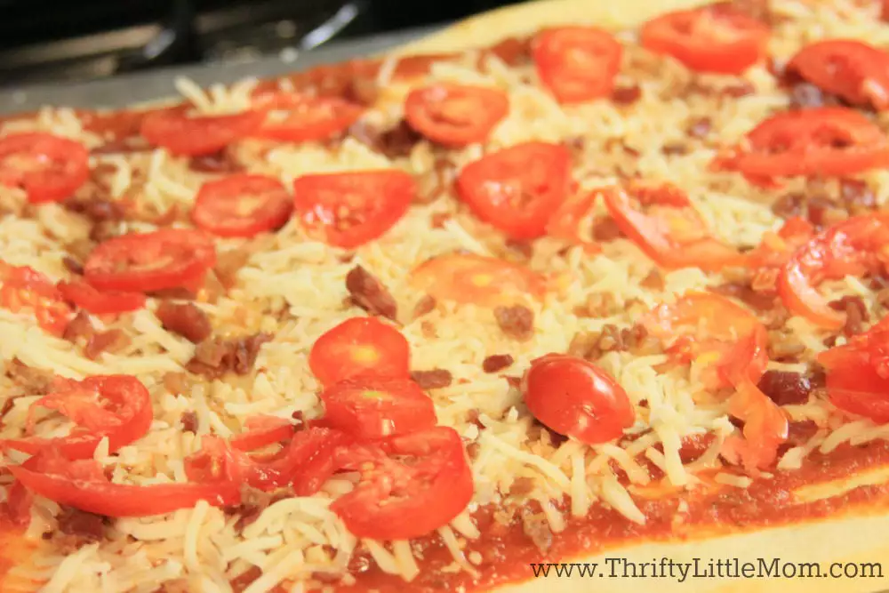 Easy Homemade Pizza Recipe 7