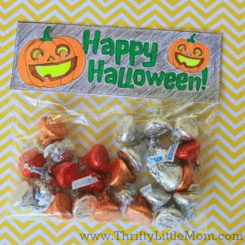 3 Free Printable Halloween Treat Bag Toppers