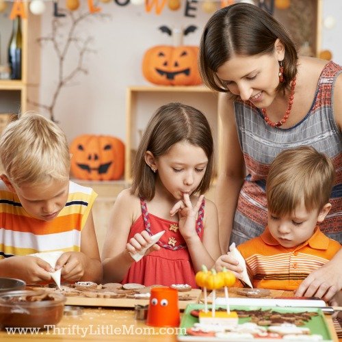 5 Ideas for a Memorable Stay at Home Halloween Thrifty 