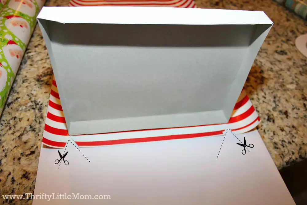 How to Wrap Gifts Like a Pro