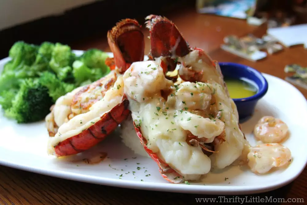 Red Lobster Dueling Lobster Tails