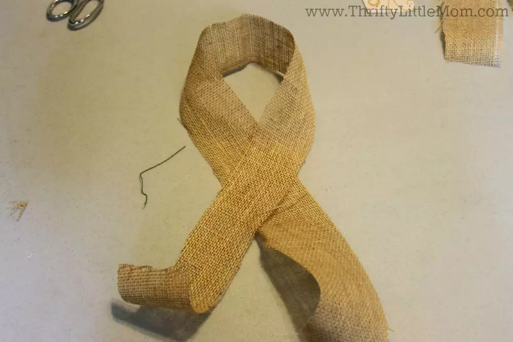 How To Make A Simple Burlap Bow Step 1