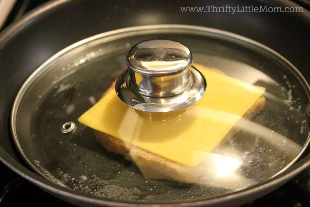 how to make the perfect tuna melt melting the cheese
