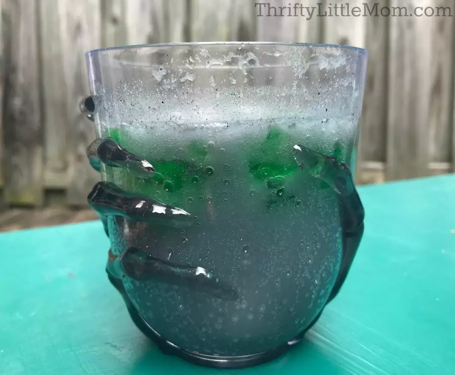 spooky polyjuice potion drink for kids on halloween