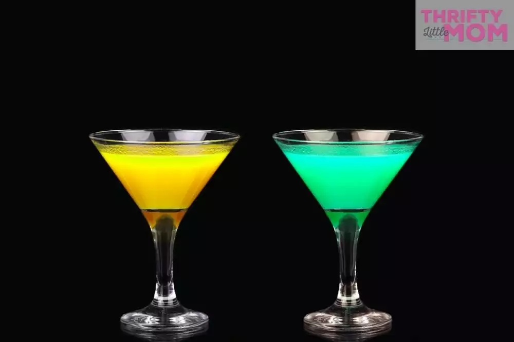 neon martinis are great for a glow party